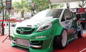 Modifikasi Eksterior Mobil Elegan 2025 dengan Aksesori Premium Modifikasi Eksterior Mobil Elegan 2025 dengan Aksesori Premium