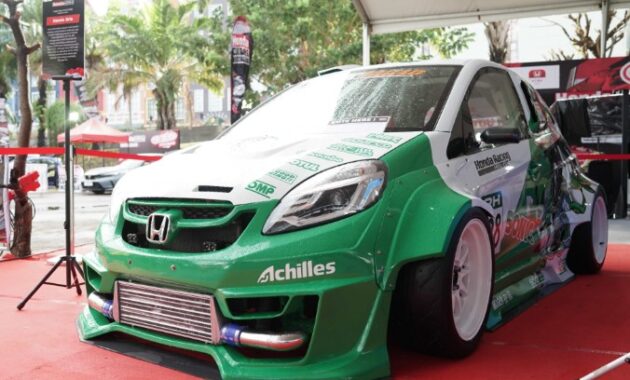 Modifikasi Eksterior Mobil Elegan 2025 dengan Aksesori Premium